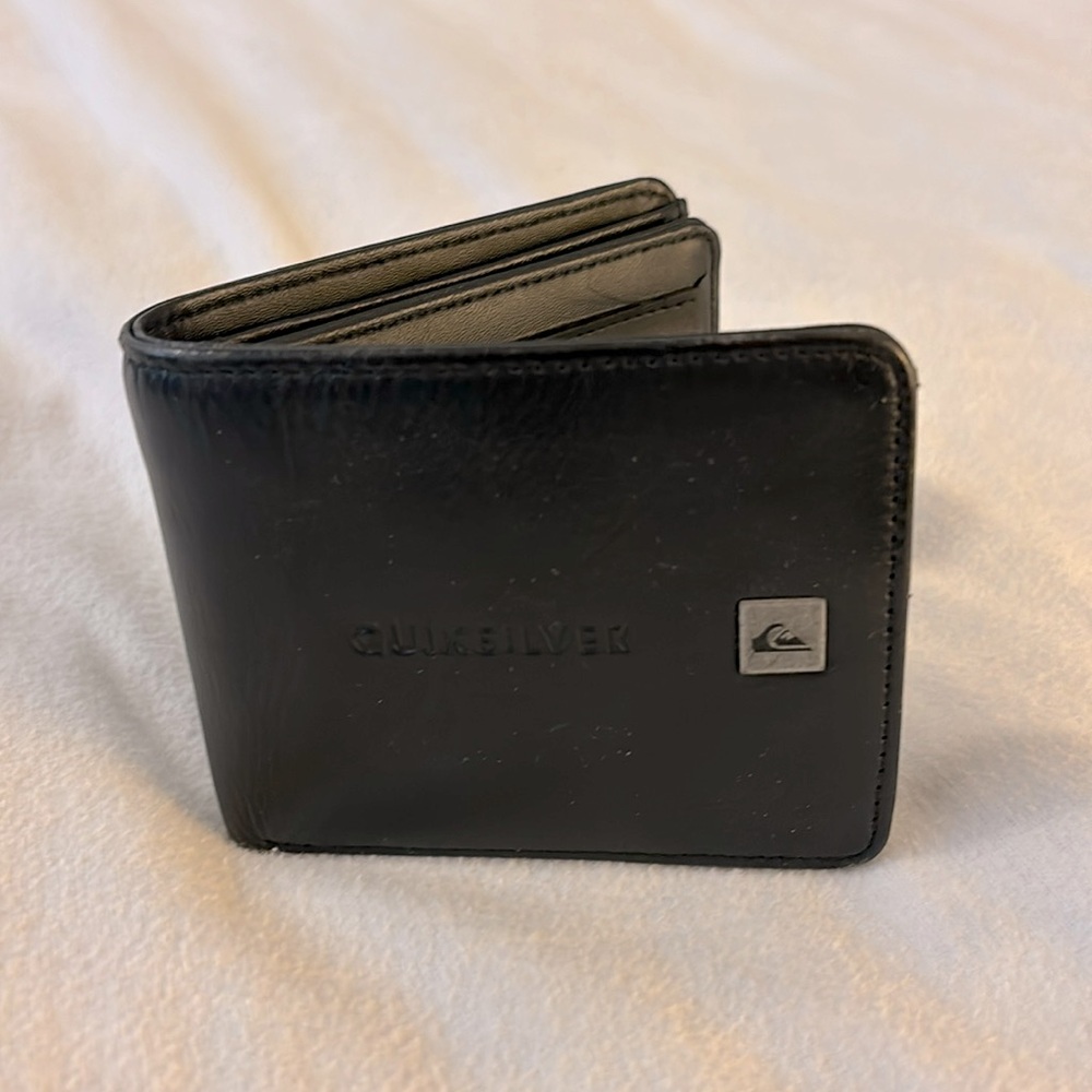 Quicksilver Dark brown (almost black) wallet